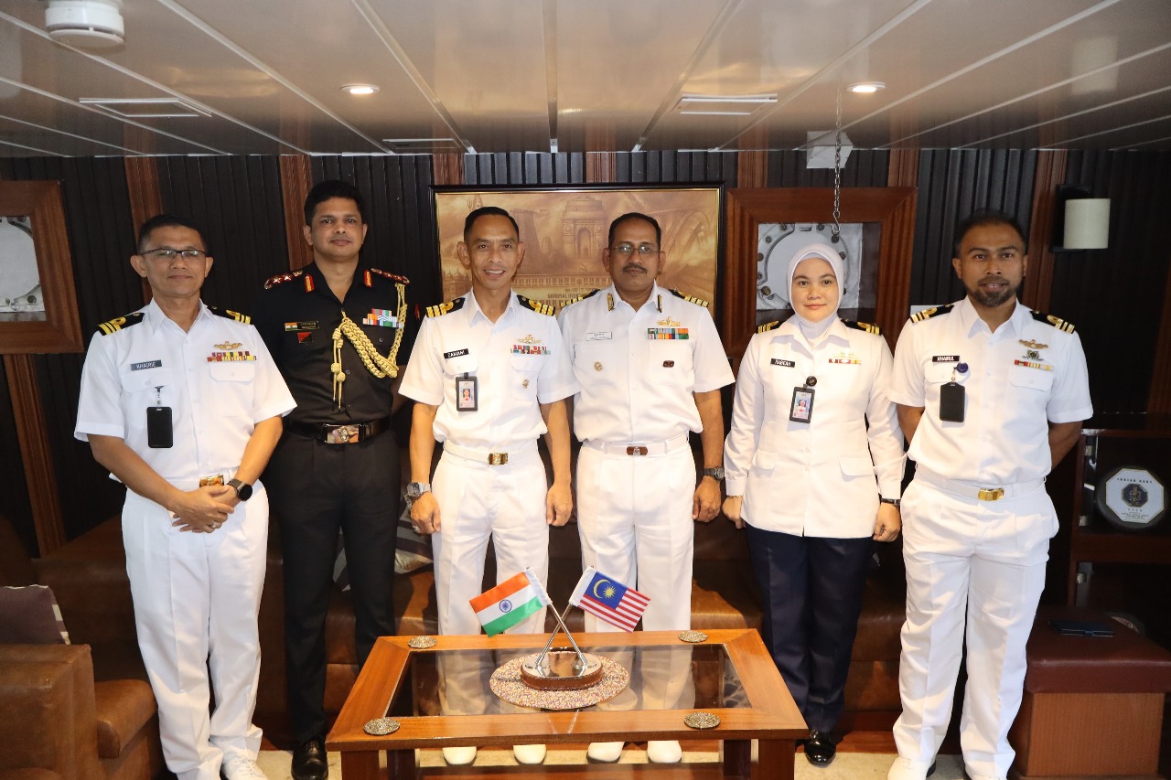 INS Sandhayak Makes Maiden Port Call in Malaysia, Strengthens Indo-Pacific Maritime Ties