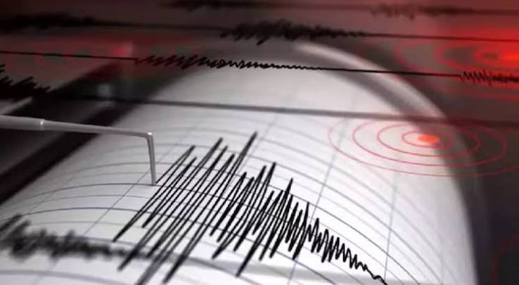 Magnitude 7.7 Earthquake Strikes Off Indonesia, Tsunami Warning Issued
