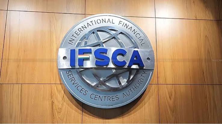 India Reappoints K Rajaraman as IFSCA Chairperson