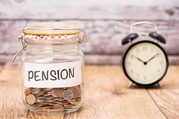 A Pension Battle Is Brewing at LIC Over Employees Appointed Under 1996 Rules