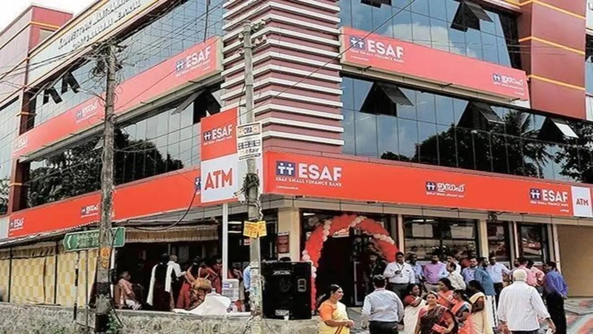ESAF Small Finance Bank Reports Rs 812.2 Million Net Loss in Q1 FY26; Shares Slide 4% on Asset Quality Concerns