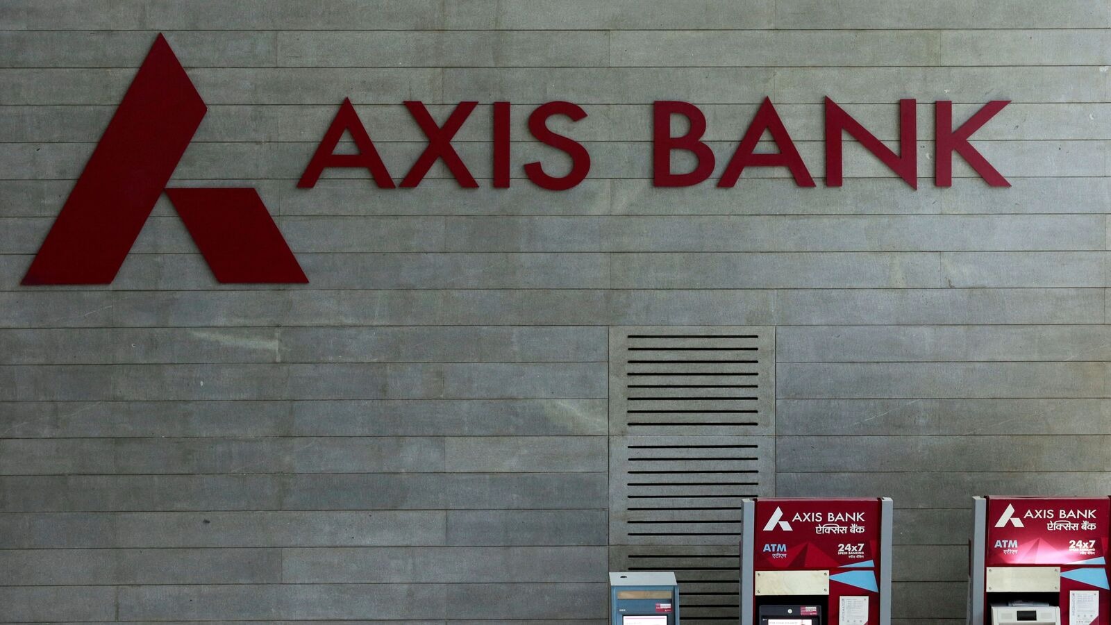 Axis Bank Signals Approval – What Lies Ahead For Max Financial And AMLI?
