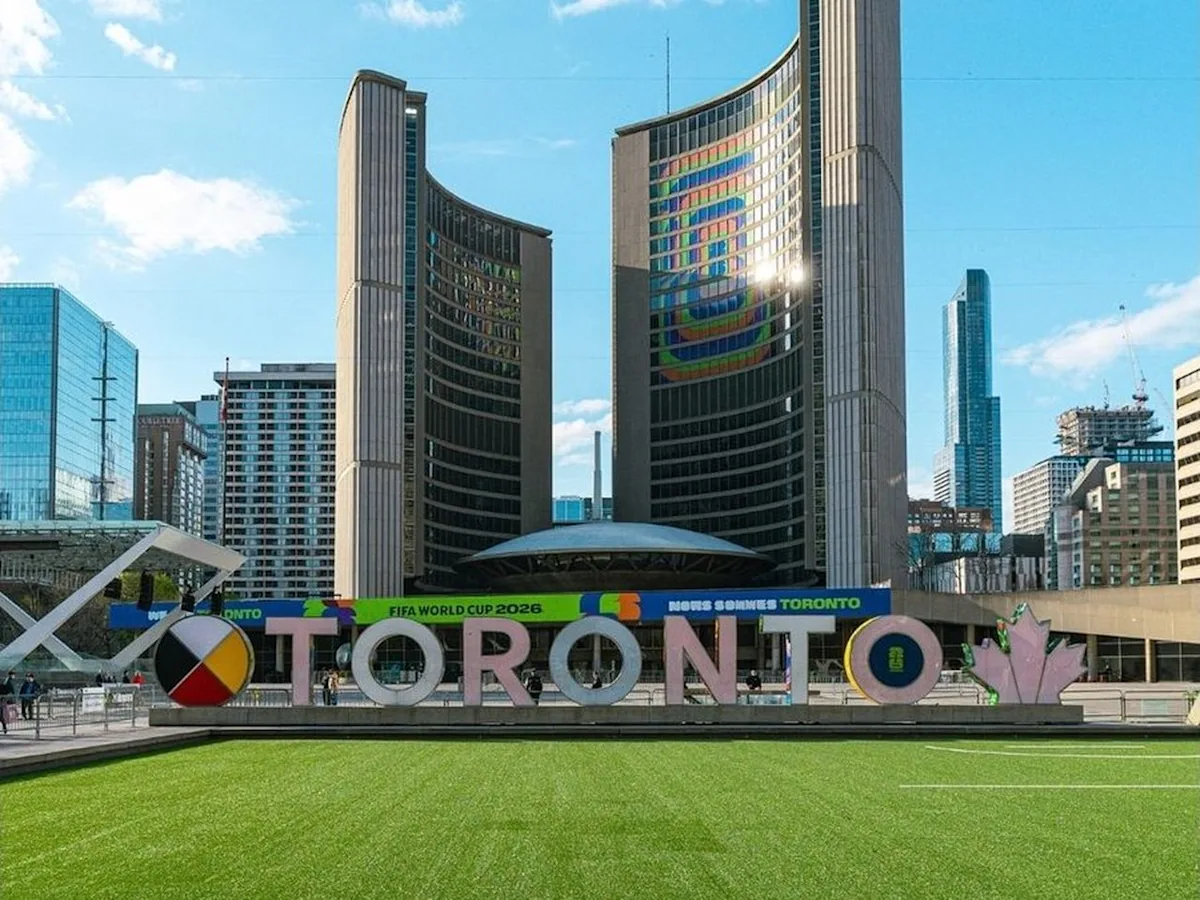 Soccer and Cities: A FIFA World Cup Visitor's Guide to Canada