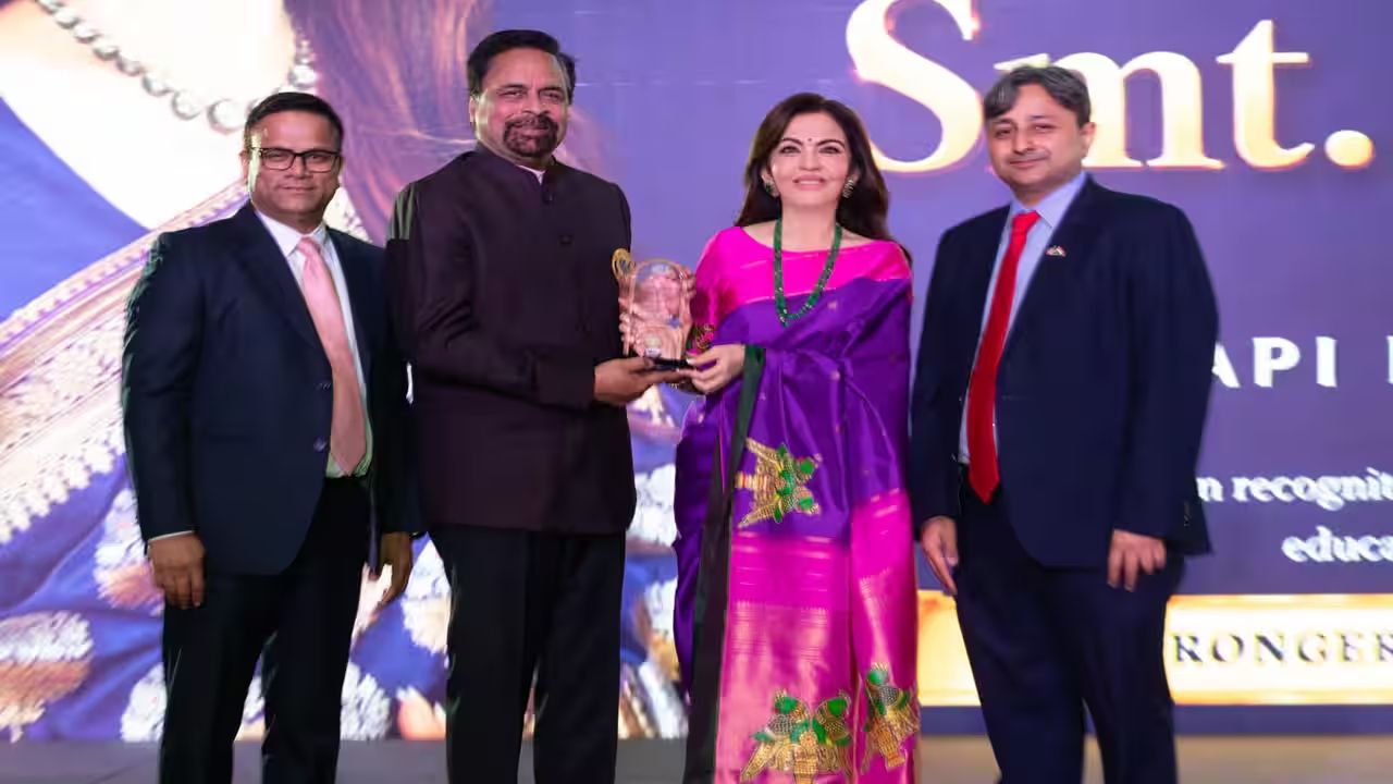Nita Ambani Honoured with AAPI Humanitarian Award