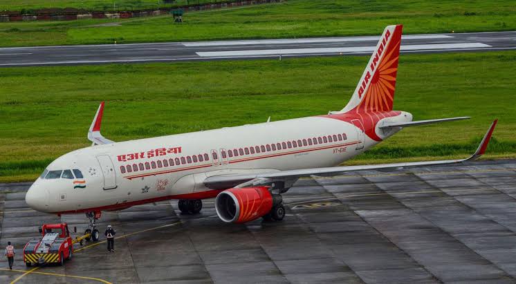 Cloudy Skies, Steady Flight: Indian Airlines Navigate Fiscal 2026 Bumps