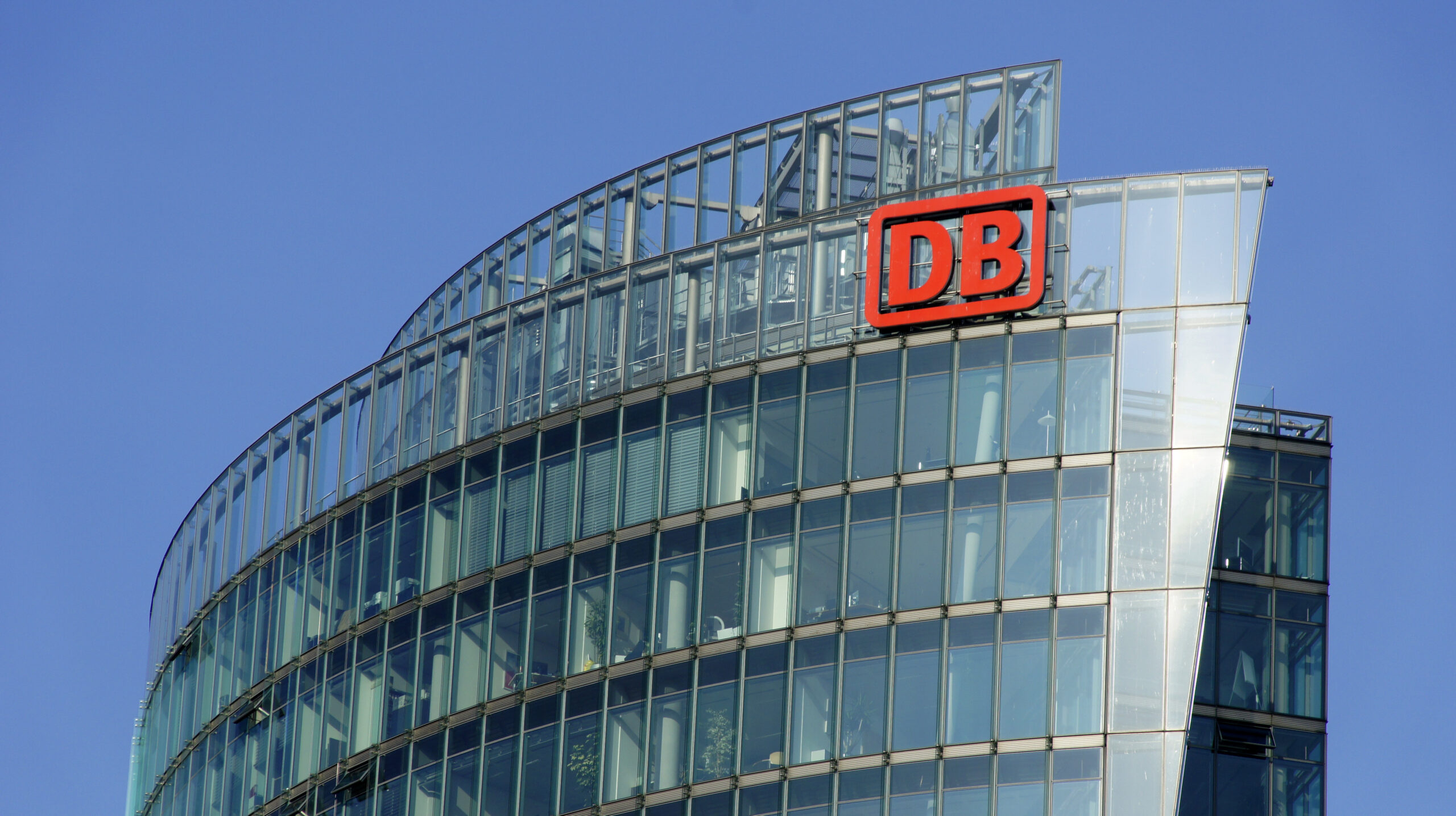 DB Corp Reports Q3 Revenue of ₹643 Crore, Net Profit Surges to ₹118 Crore