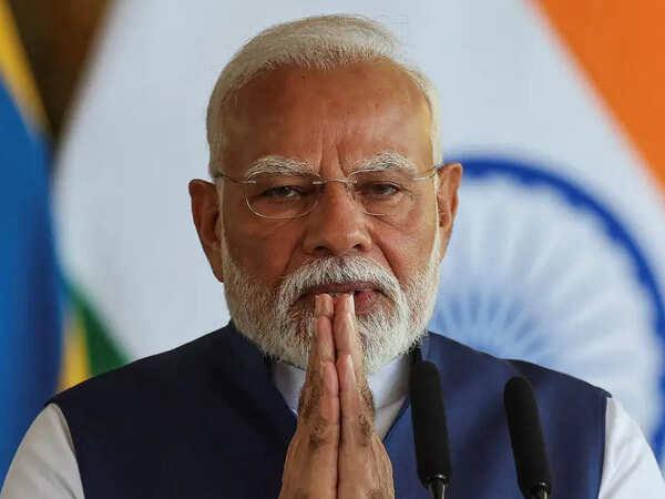 PM Modi’s Language Choice Call to Ujjwal Nikam Sends Message Amid Marathi-Hindi Row