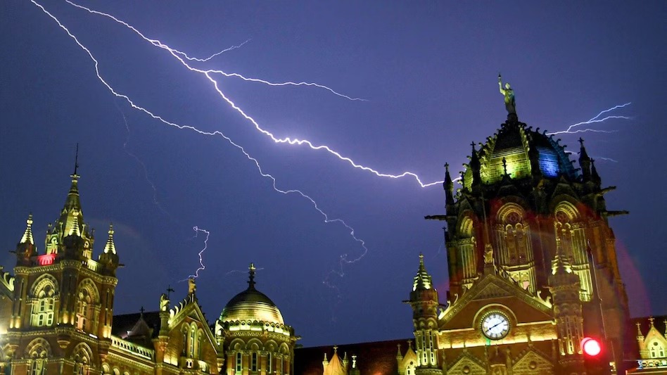 Mumbai On Edge As IMD Sounds Orange Alert For Intense Festive Weekend Downpour