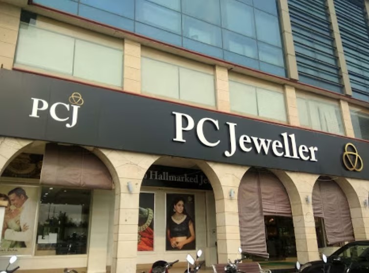 PC Jeweller Posts Strong Q2 with ₹8,250 Crore Revenue and ₹210 Crore Net Profit on Festive Demand Surge