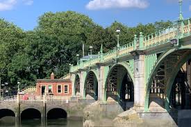 Finding London's Hidden Treasures: Walking the Capital Ring After 20 Years