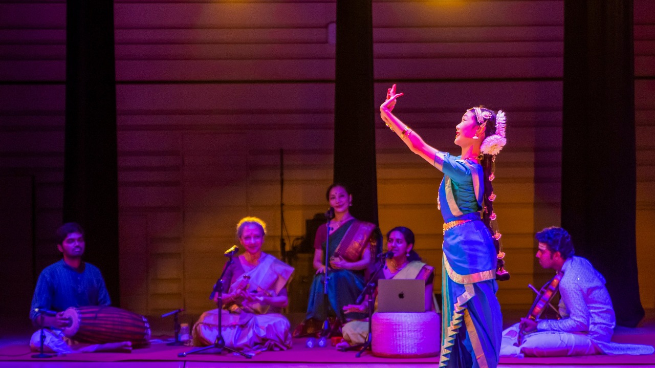 Indian Dance Finds a New Star in China: 17-Year-Old’s Stunning Bharatanatyam Debut