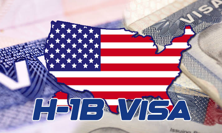 From Red Tape to Red Carpet: Lawmakers Seek to Simplify H-1B Renewals for Skilled Immigrants