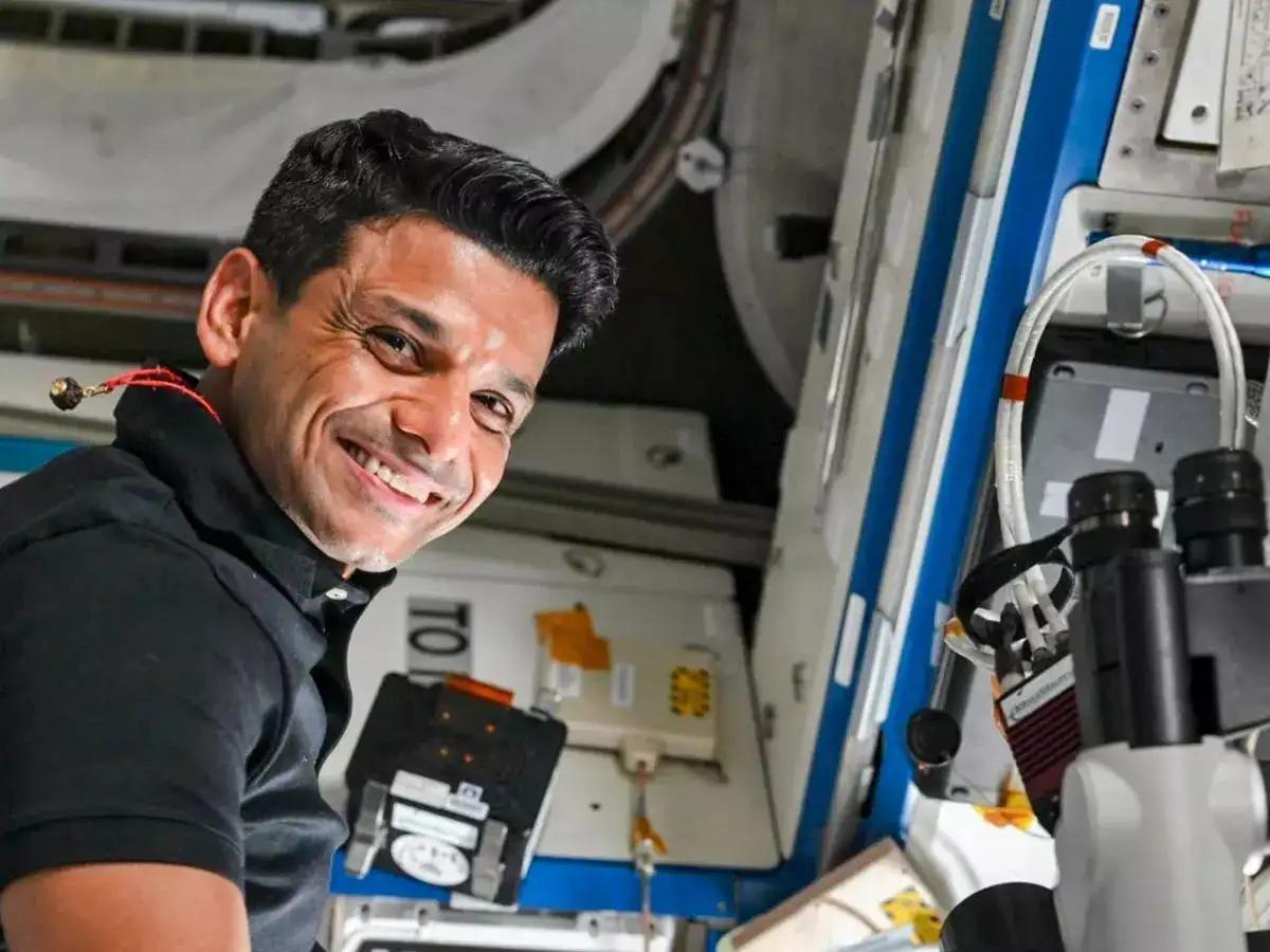 No Borders, Just Horizons: Shukla’s Space-Eyed Quote Lands in NCERT Textbook