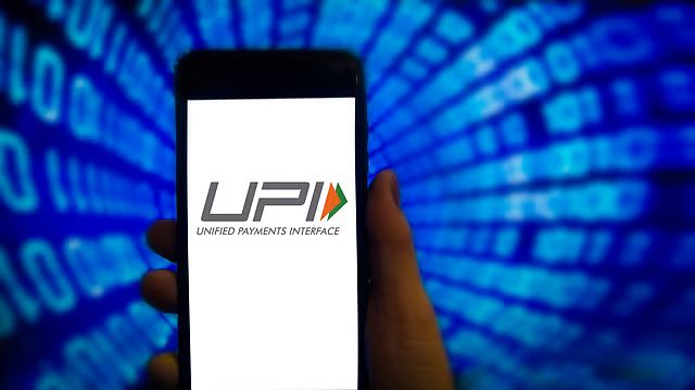 Digital Dollar-Drum Beat: UPI Knocks on the ₹30 Lakh Crore Door