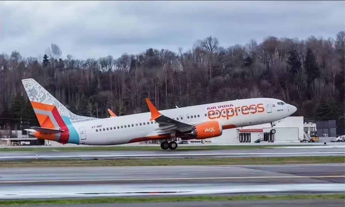 Breath of Caution: Air India Express Ranchi-Bengaluru Flight Delayed 5 Hours Over Oxygen Cylinder
