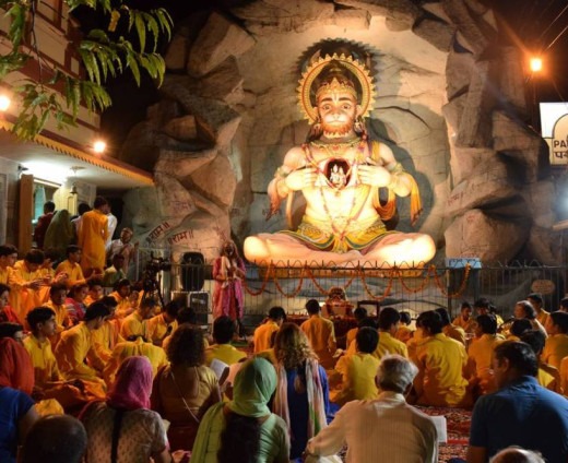 Hanuman Jayanti 2025: Devotion and Festivity at Haridham Ashram
