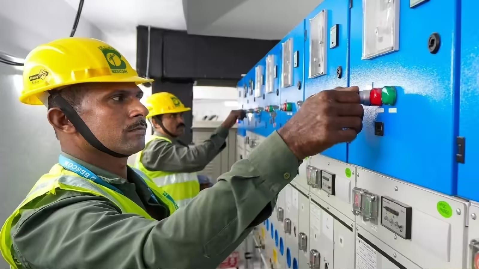 Bengaluru’s Lights Go on a Timed Vacation: Intermittent Power Cuts Scheduled for Two Weeks