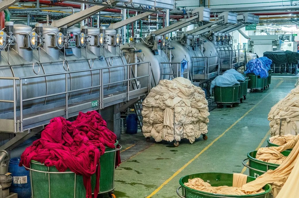 Fuel Crisis Pushes Ludhiana Dyeing Industry Toward Agro-Waste Energy