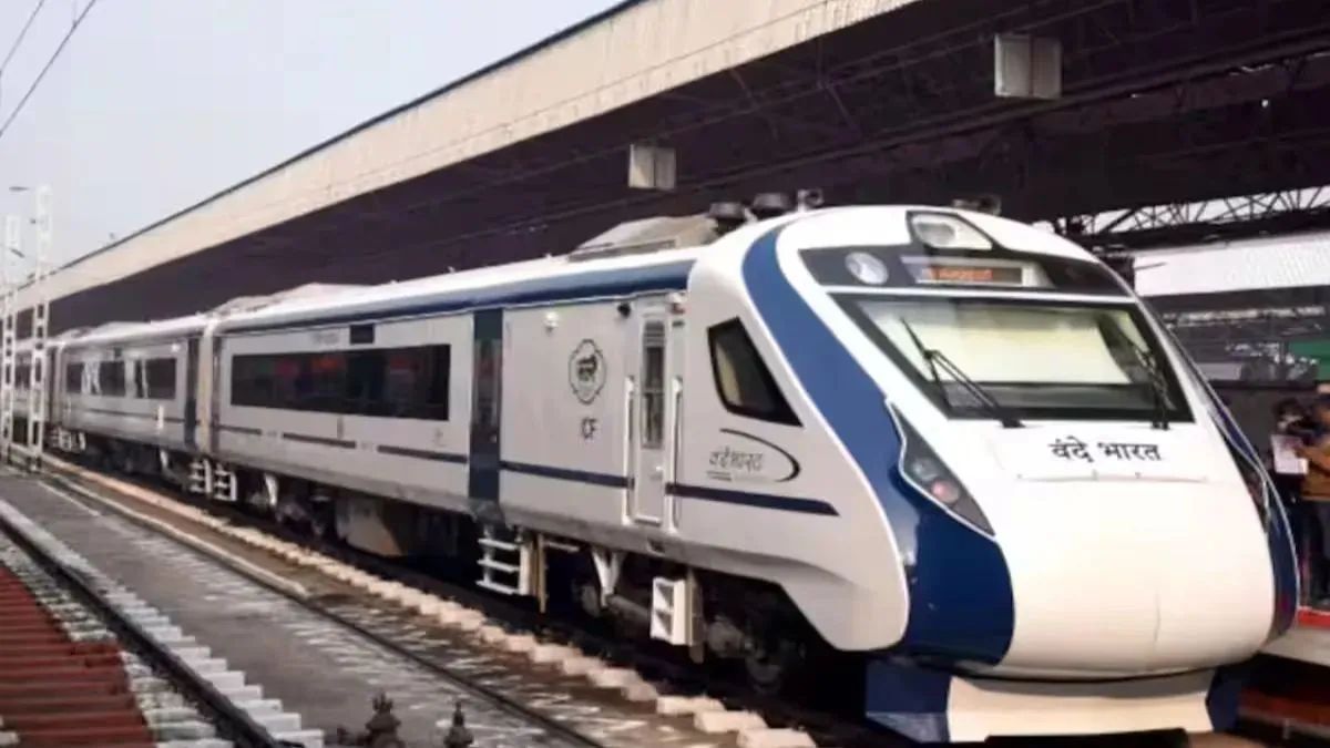 Kerala on the Fast Track: Ernakulam–Bengaluru Vande Bharat Set to Roll Soon