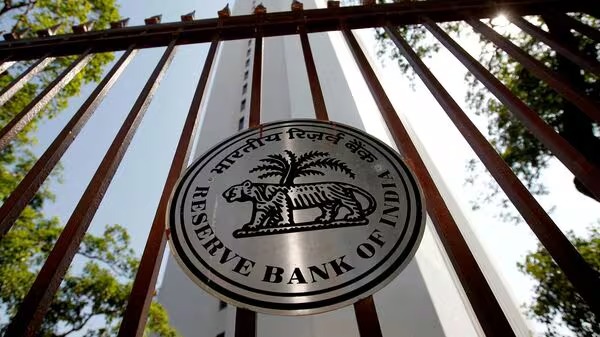Indian Rupee Strengthens Slightly; RBI Reports Robust Liquidity and Government Cash Balances