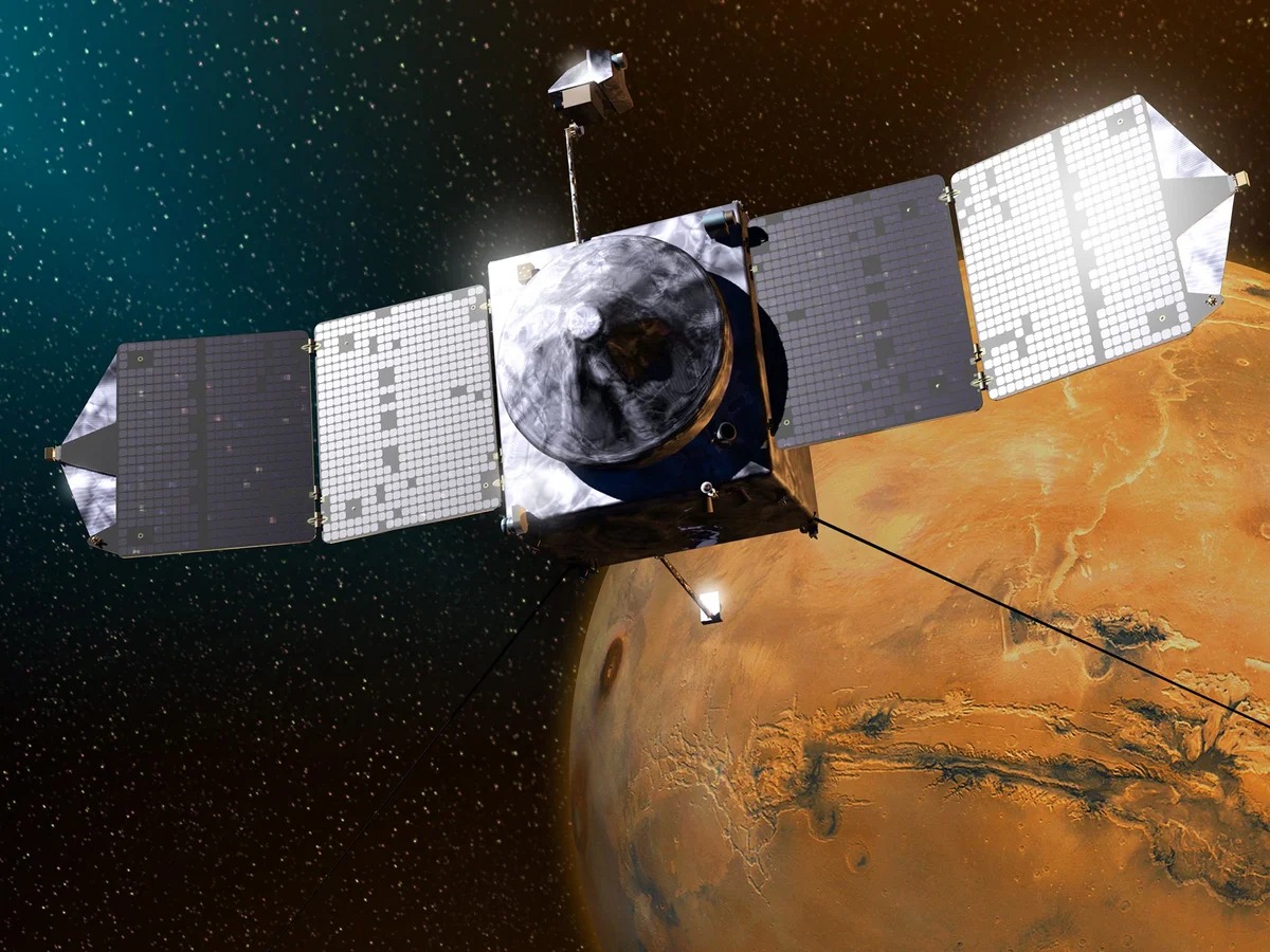 NASA Races To Restore Contact With MAVEN Mars Orbiter