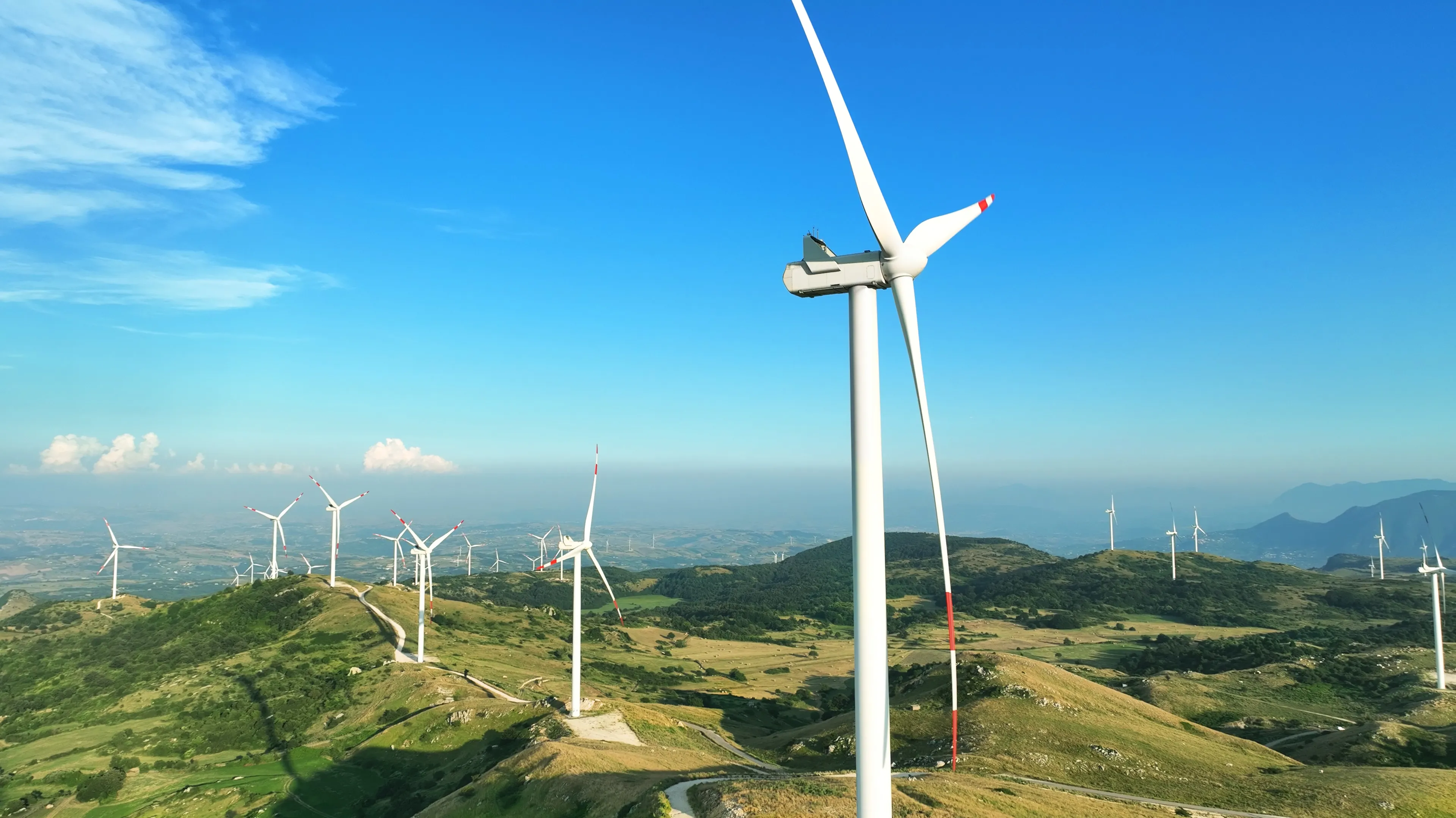 Green Energy of Ruchi Infrastructure Affected by Copper Bandits: MP Windmills Treated with Setback