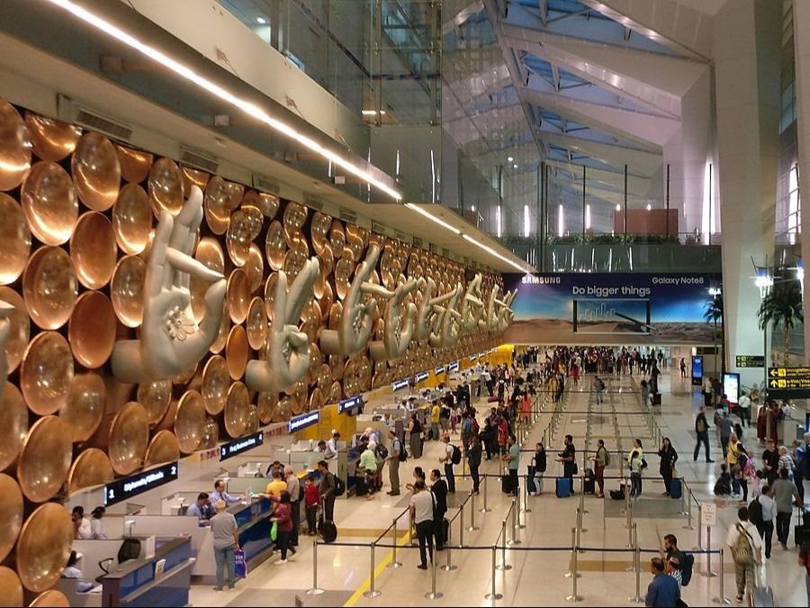 India’s Busiest Airport Back on Track After Glitch Grounds 800+ Flights