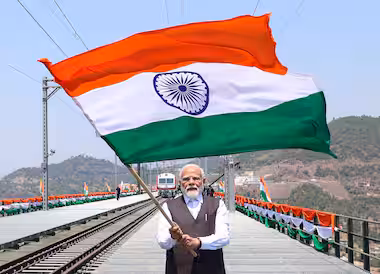 Chenab Railway Bridge: India’s Engineering Marvel Taller Than Eiffel Tower