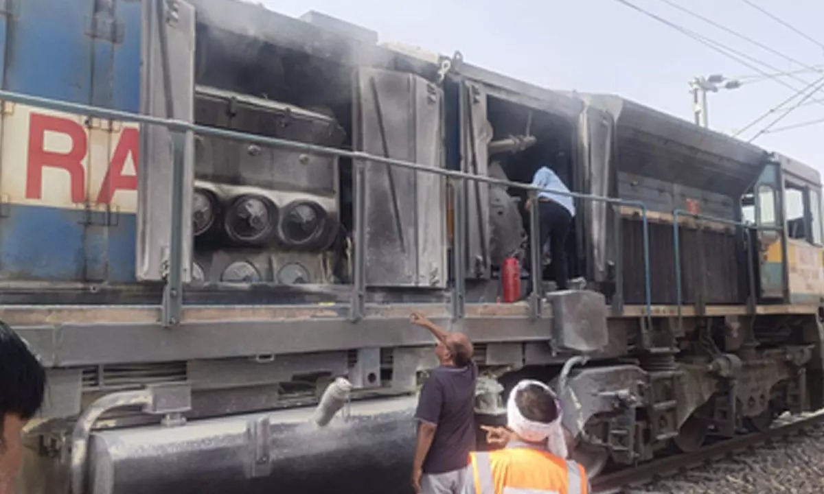Chugging to a Halt: Engine Smoke Stalls Jaipur-Jodhpur Run