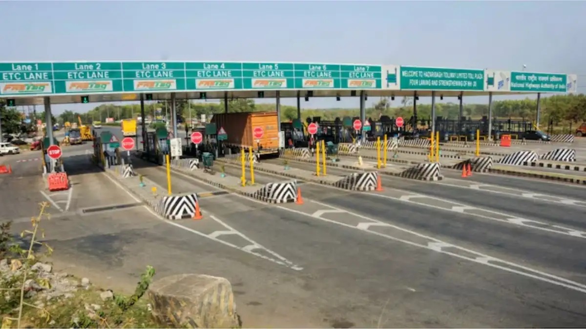 No Stopping, No Waiting: Delhi Drives Into India's Barrier-Less Toll Future