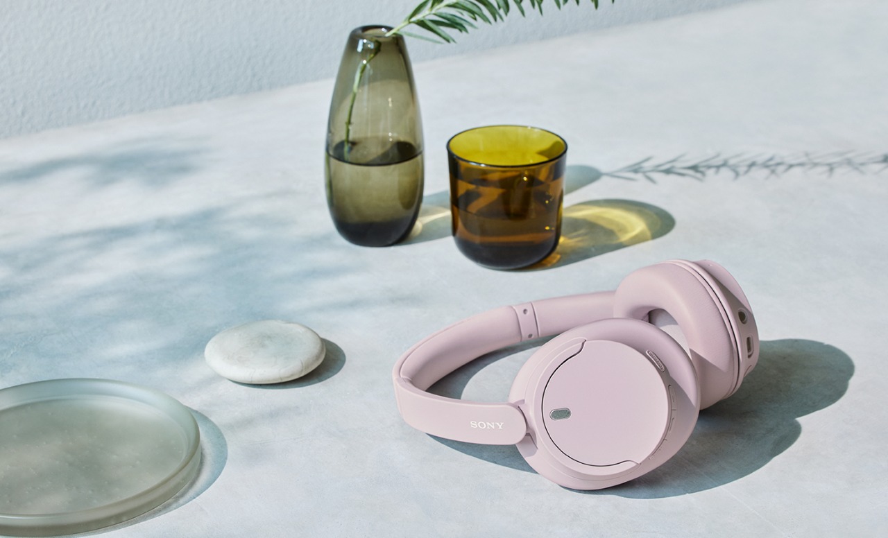 Pink Perfection Unleashed: Sony’s WH-CH720N and WH-CH520 Headphones Turn Heads