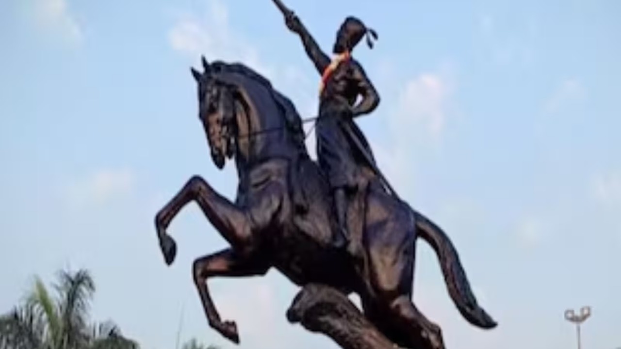 The Hidden Code in Horse Statues: What the Position of Each Leg Reveals About a Warrior’s Fate