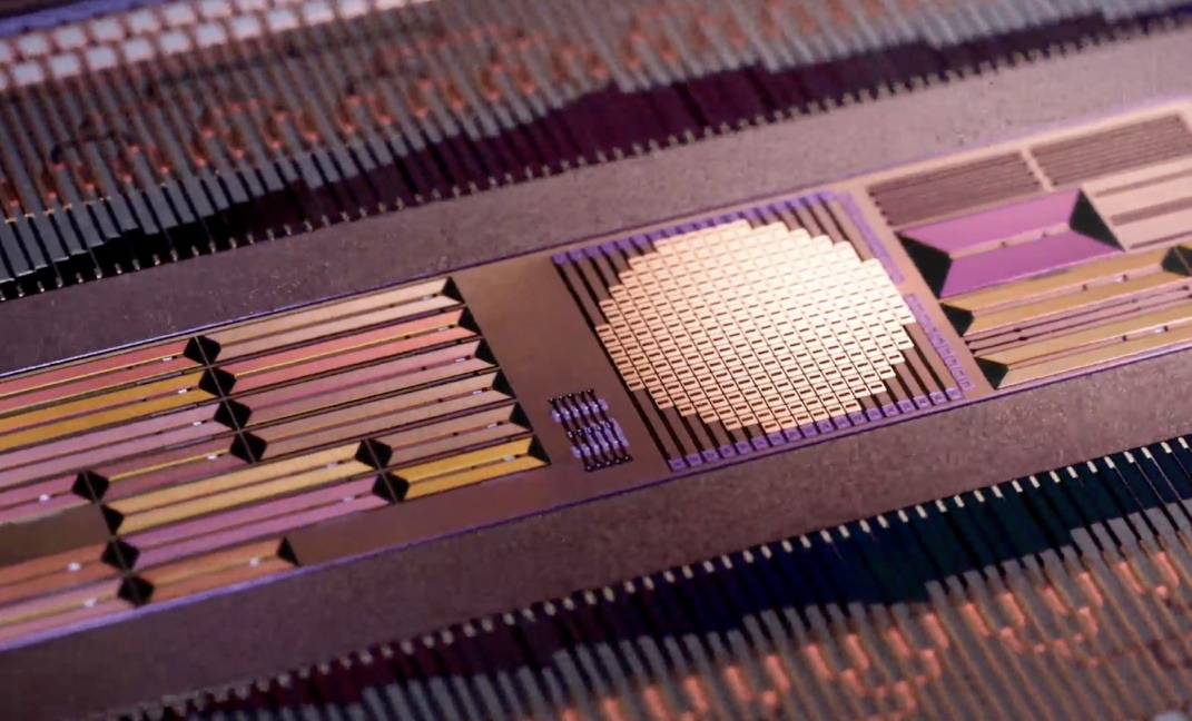 Goodbye Loading Screens, Hello Light Beams: Alphabet's Taara Chip Breaks the Internet (In a Good Way)