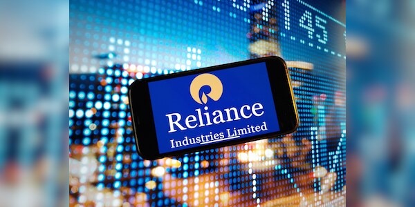 Reliance Industries Shares Extend Losses, Down 2%