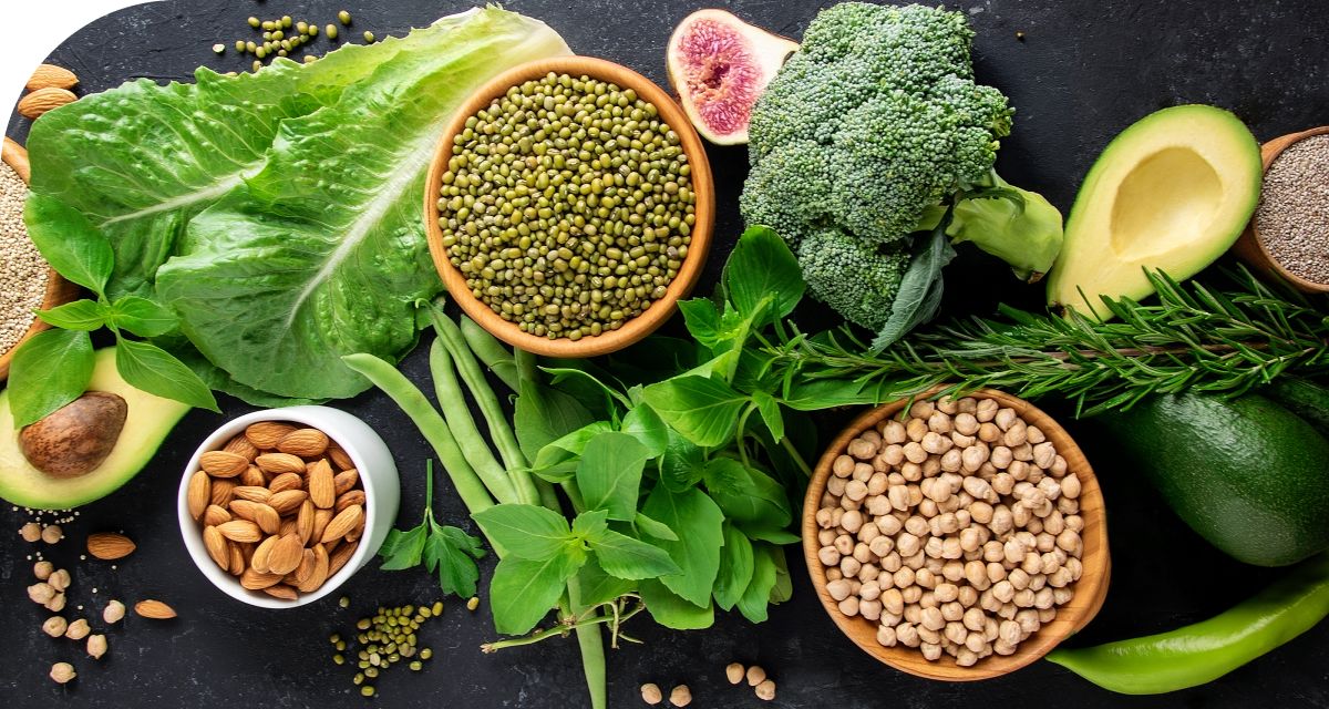 Future on a Plate: Plant-Based Diets and Functional Foods Lead 2025 Nutrition Trends