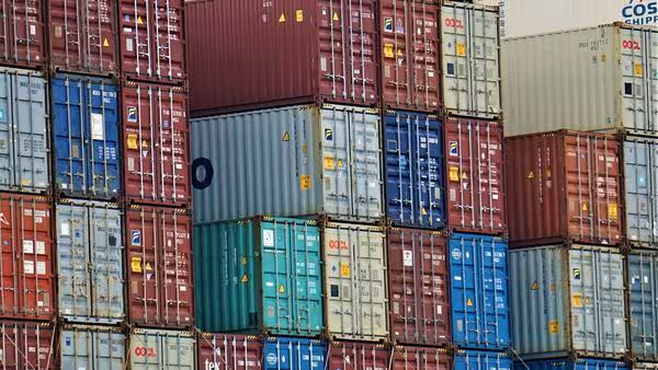 Uttar Pradesh Aims High: Tripling Exports by 2030 in the Face of Global Opportunities