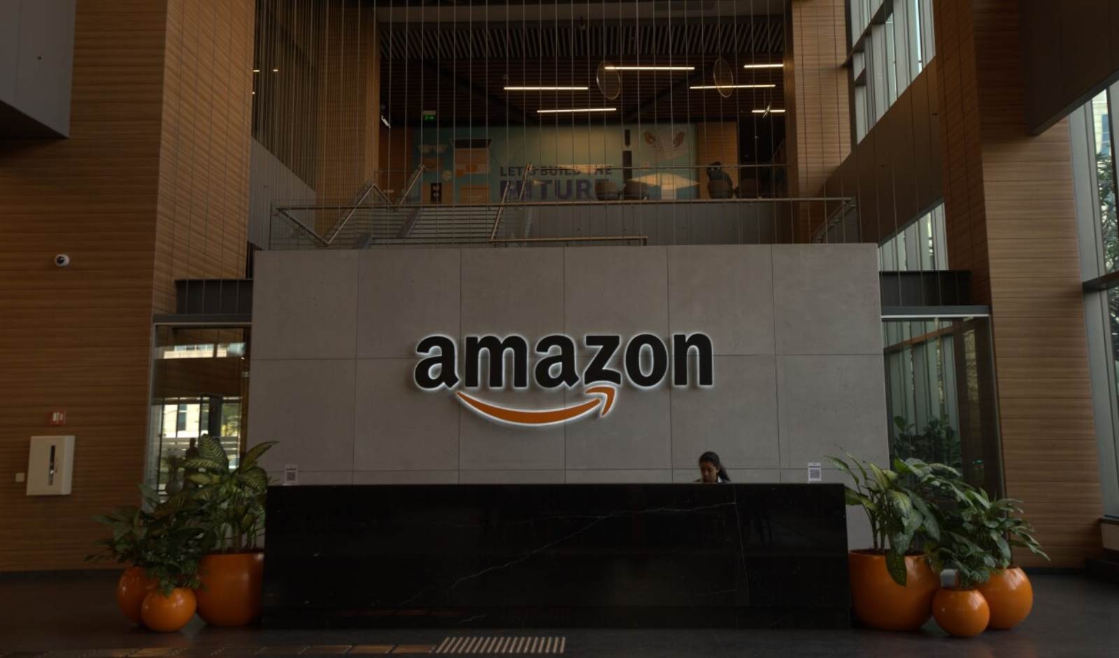 Beauty’s New Nerve Centre: Smaller Indian Cities Fuel Amazon’s Premium Surge