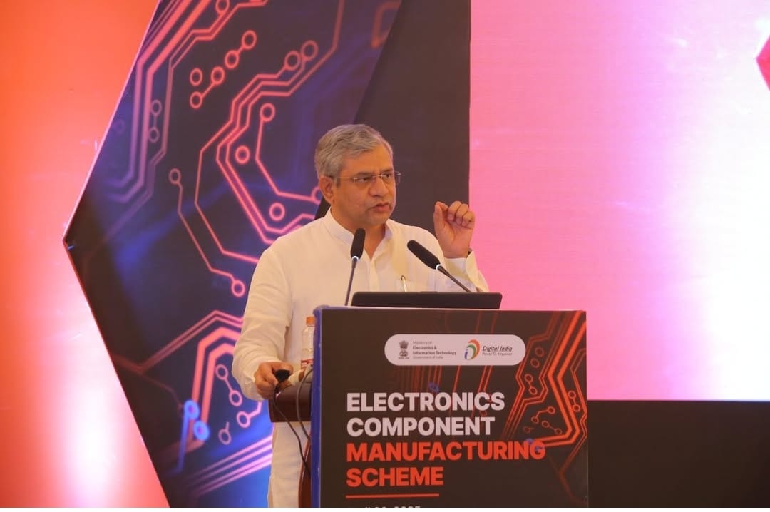 Ashwini Vaishnaw Flags Off India’s AI Revolution: Sarvam AI to Build Nation’s First Homegrown Foundational Model