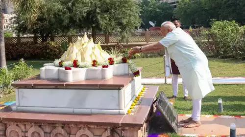 Roots of Unity: Modi Celebrates RSS as India's Cultural Banyan Tree!