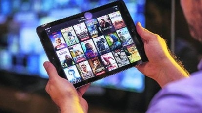 OTT Platforms Face Viewer Exodus as Mobile Scrolling Addiction Soars