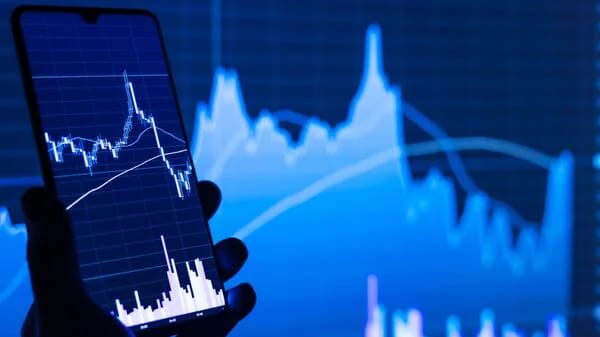 GAIL Stock Surges 6% Despite Q3 Earnings Miss: Analysts Weigh In on Volatility