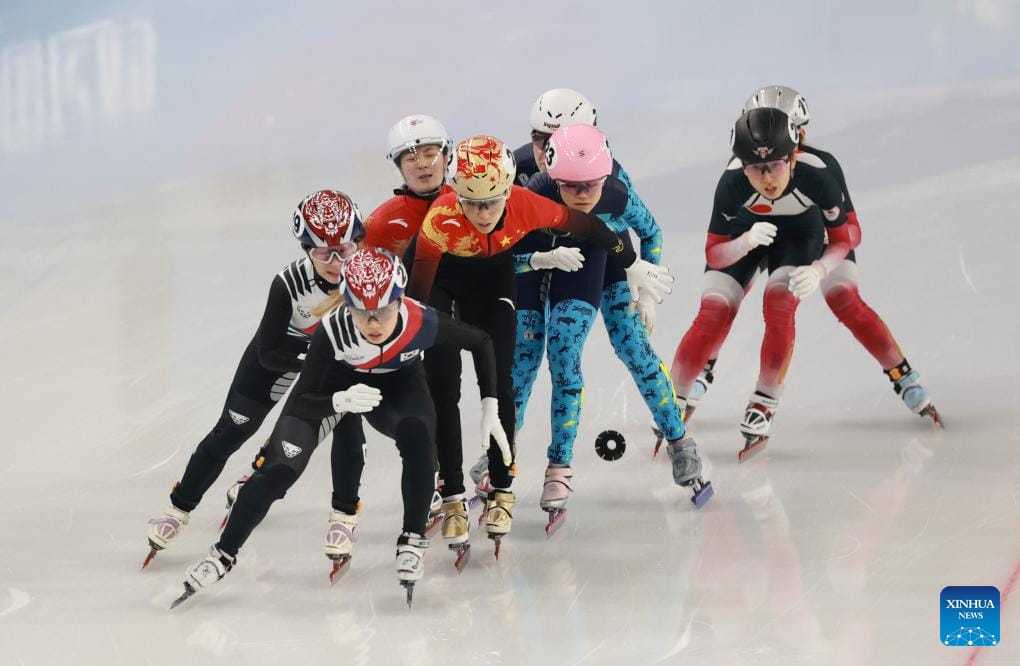China Clinches Gold in Women's 3,000m Relay at Asian Winter Games