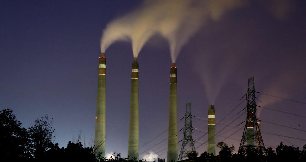 Indonesia’s Coal Phase-Out Plan at Risk Amid Stalled JETP Funding