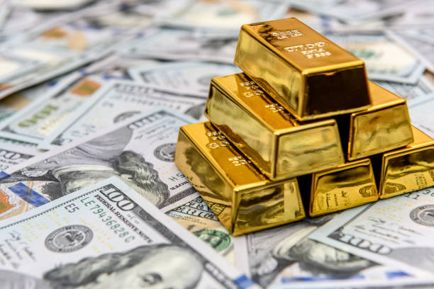 Bullion Breakout: Traders Bet Big as Gold Glitters Past Rs 10,000