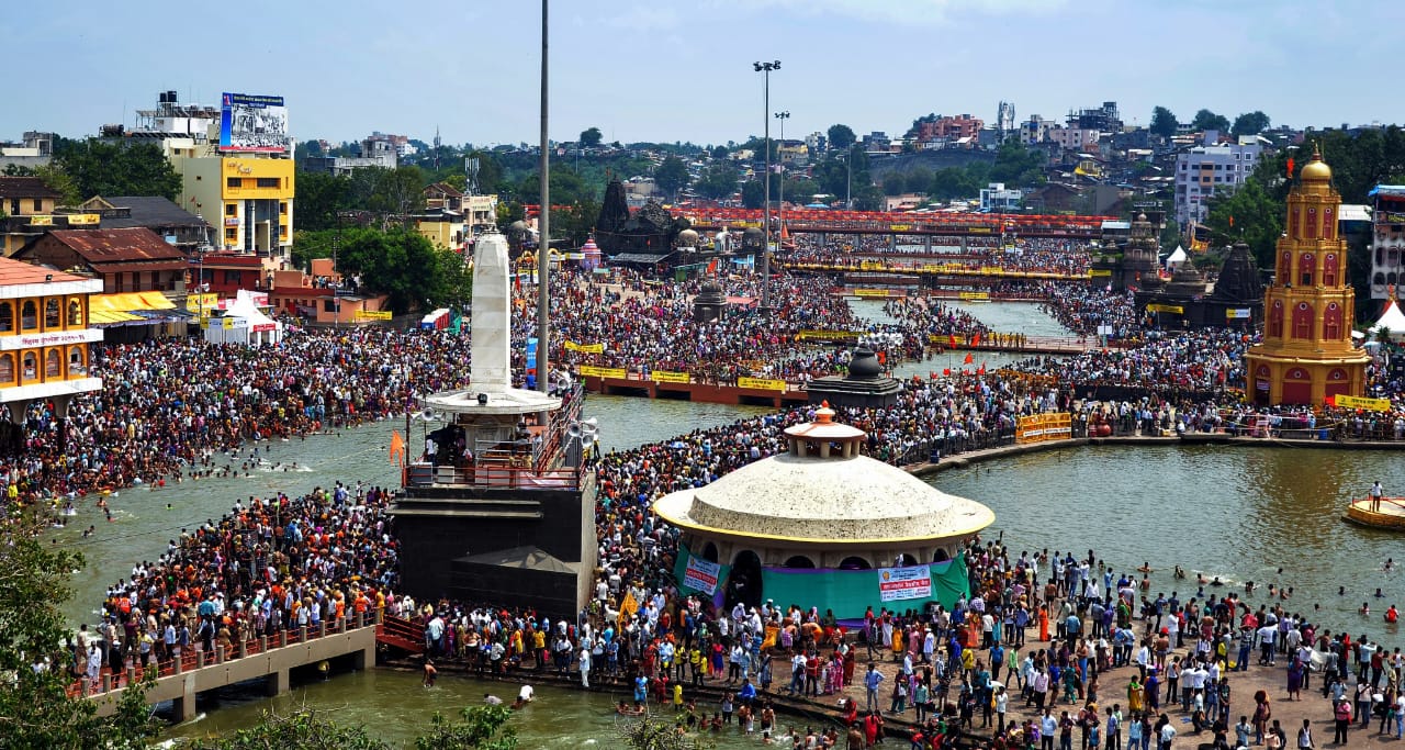 Maharashtra Gears Up for Nashik Kumbh 2027, Learning from Prayagraj