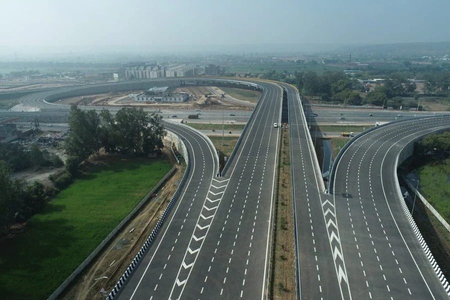 Delhi-Mumbai Expressway Fully Operational Within Two Years: Gadkari