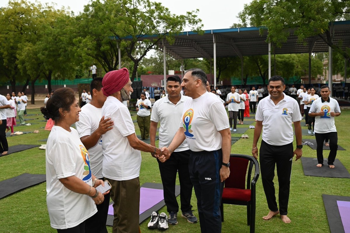 Centenarian Lt. Gen. MS Sodhi Marks Yoga Day with Army Troops