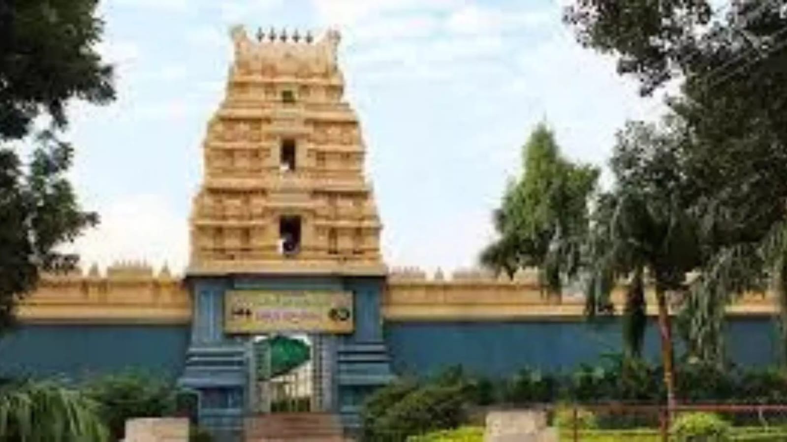 Historic Revival: Kaleshwaram Temple  Hosts Maha Kumbabhishekam