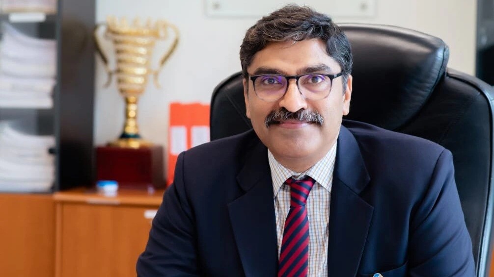 Former IIM Director’s Electrifying Call: Lead India with Courage and Creativity