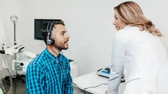Tune Your Way to Health: Study Shows Music's Role in Faster Postoperative Healing